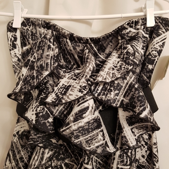 Johnny Martin women's size Small waterfall front strapless dress, NWT - Picture 7 of 8